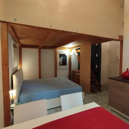 Lägenhet Casa Merisi Al Centro Storico Di *