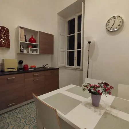 Lägenhet Casa Merisi Al Centro Storico Di